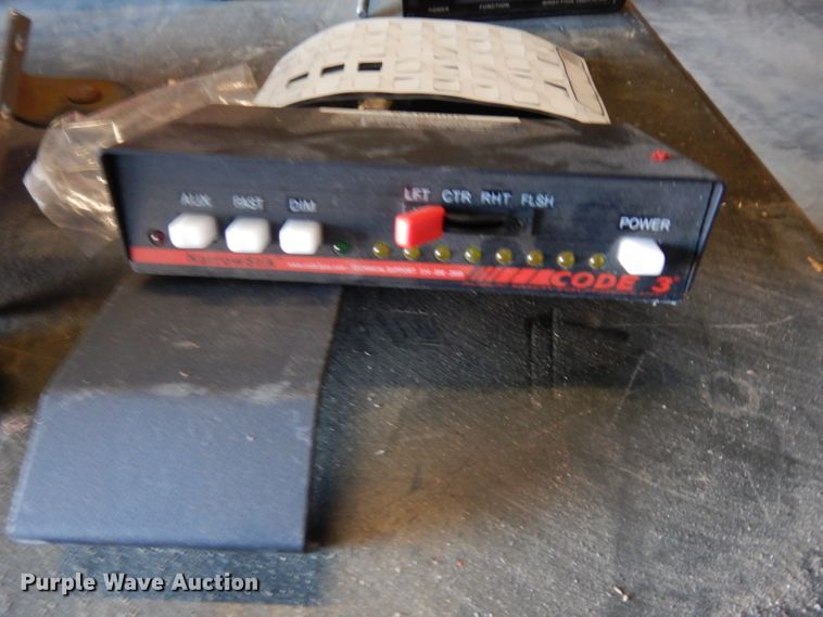 image for item ER9806 (2) light bars