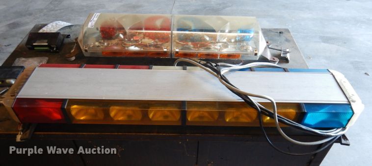 image for item ER9806 (2) light bars