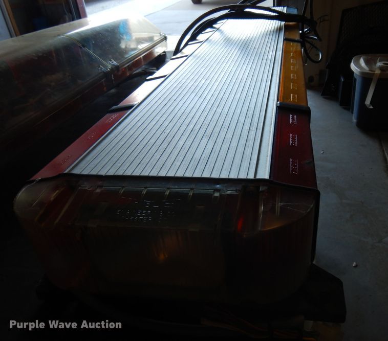 image for item ER9806 (2) light bars