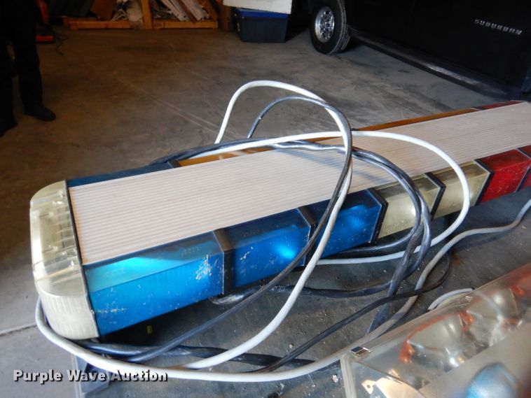 image for item ER9806 (2) light bars