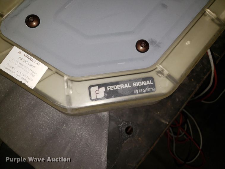 image for item ER9807 Federal Signal light bar