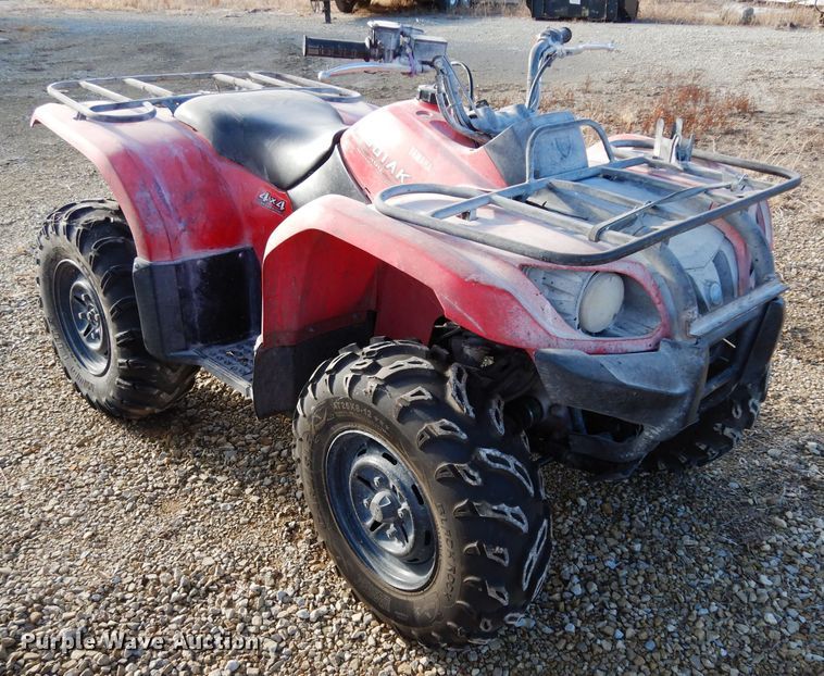 image for item FD9734 2005 Yamaha Kodiak 400 ATV