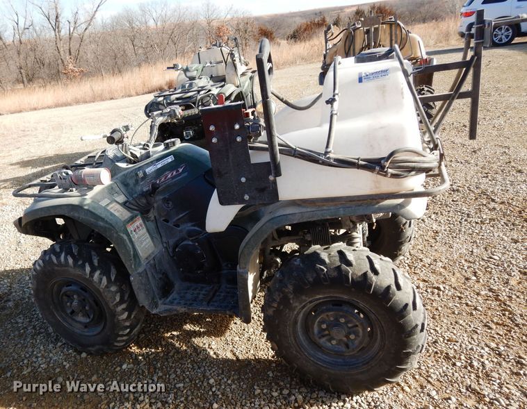 image for item FD9735 2012 Yamaha Grizzly 450 ATV