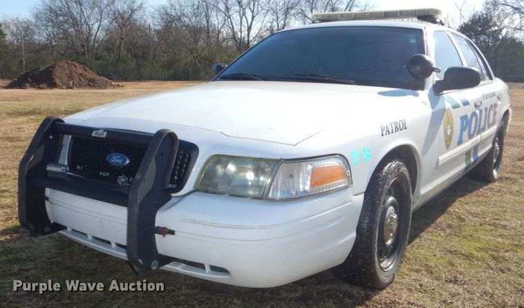 image for item FF9156 2011 Ford Crown Victoria Police Interceptor