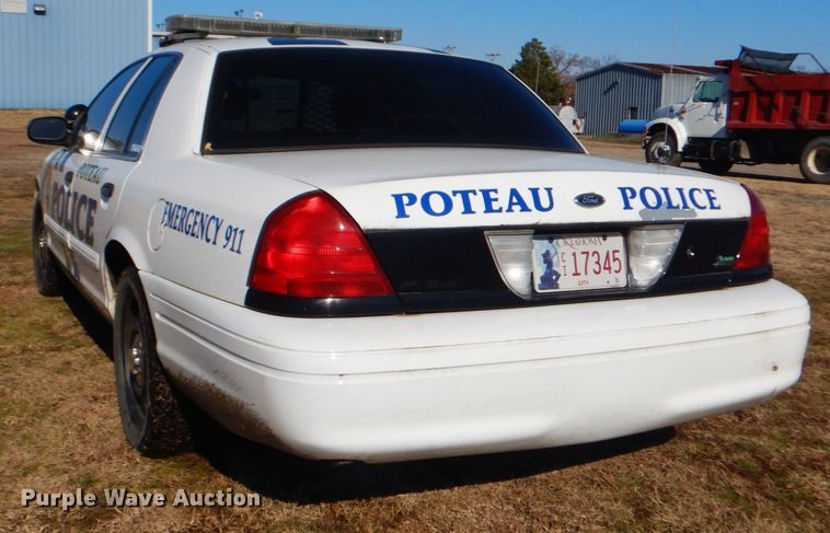 image for item FF9156 2011 Ford Crown Victoria Police Interceptor