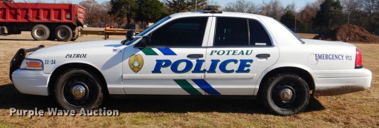 image for item FF9156 2011 Ford Crown Victoria Police Interceptor
