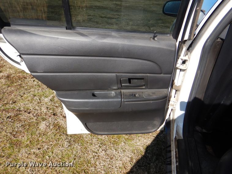 image for item FF9156 2011 Ford Crown Victoria Police Interceptor