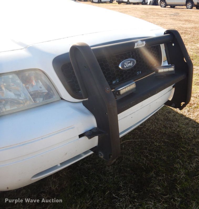 image for item FF9156 2011 Ford Crown Victoria Police Interceptor