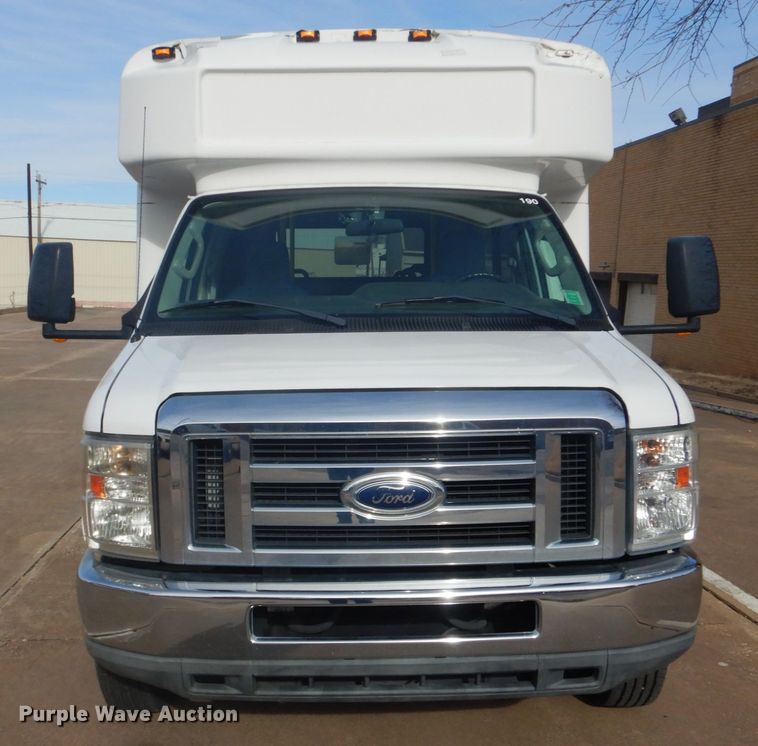 image for item FF9170 2012 Ford E350 Super Duty shuttle bus