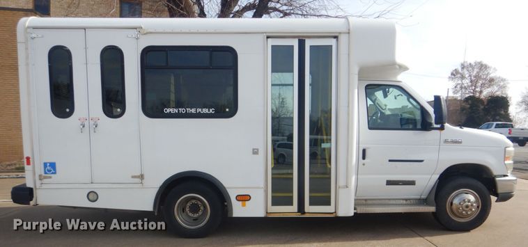 image for item FF9170 2012 Ford E350 Super Duty shuttle bus