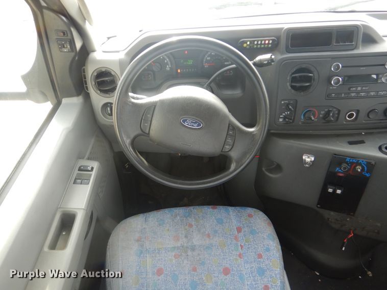 image for item FF9170 2012 Ford E350 Super Duty shuttle bus