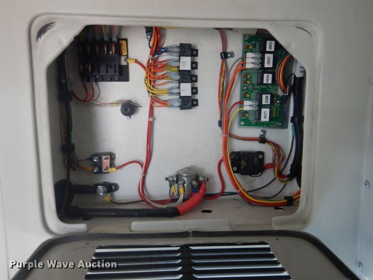 image for item FF9170 2012 Ford E350 Super Duty shuttle bus