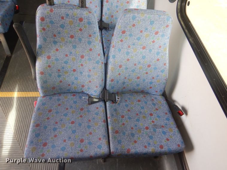 image for item FF9170 2012 Ford E350 Super Duty shuttle bus