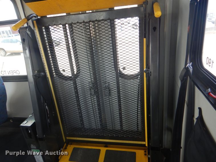 image for item FF9170 2012 Ford E350 Super Duty shuttle bus