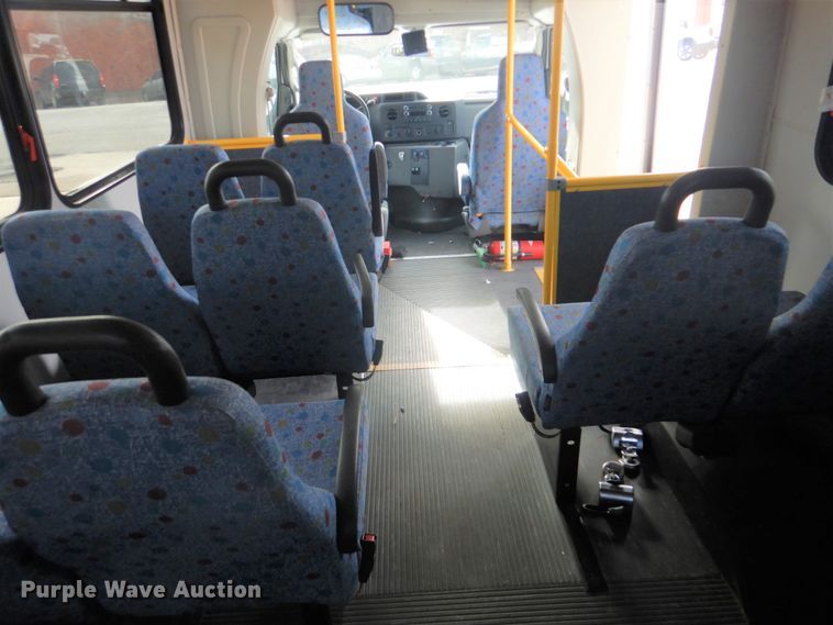 image for item FF9170 2012 Ford E350 Super Duty shuttle bus