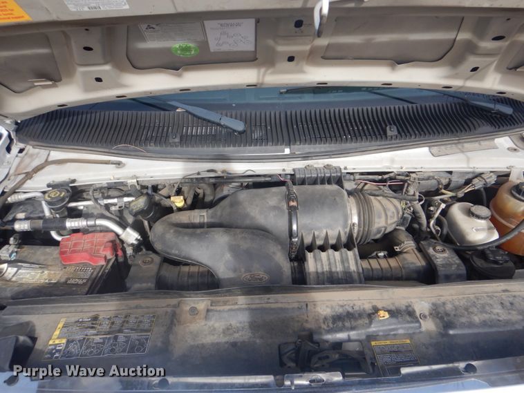 image for item FF9170 2012 Ford E350 Super Duty shuttle bus