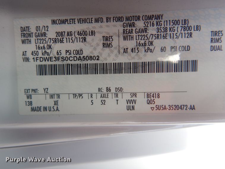 image for item FF9170 2012 Ford E350 Super Duty shuttle bus