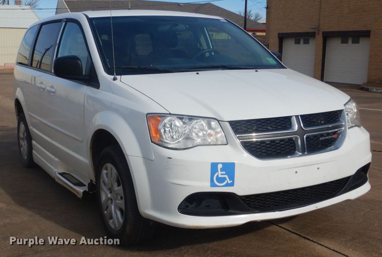 image for item FF9174 2015 Dodge Grand Caravan handicap accessible van