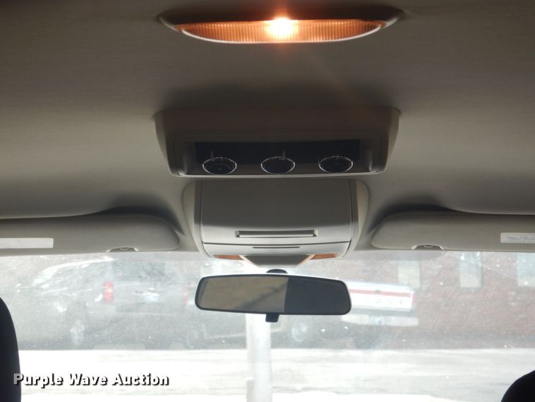 image for item FF9174 2015 Dodge Grand Caravan handicap accessible van