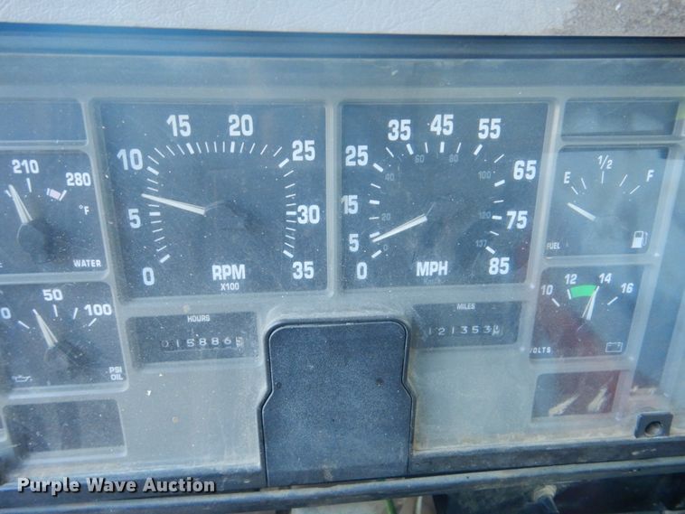 image for item FF9193 2001 International 2554 dump truck