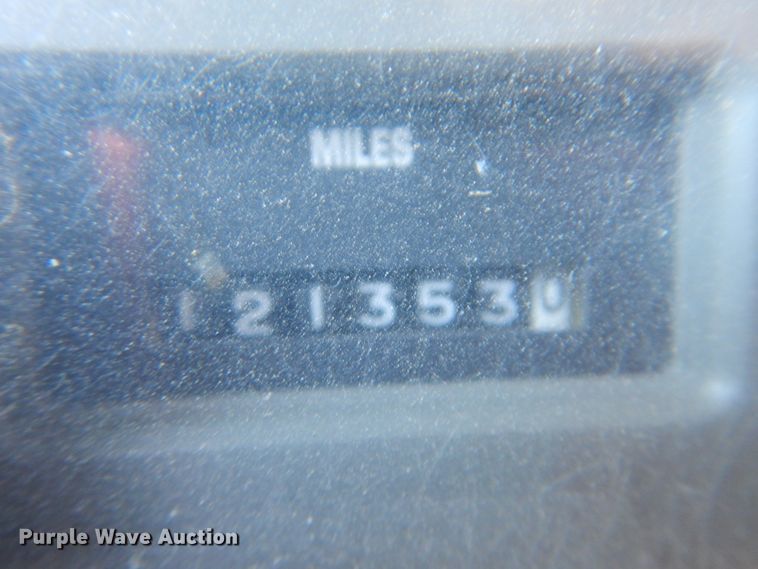 image for item FF9193 2001 International 2554 dump truck