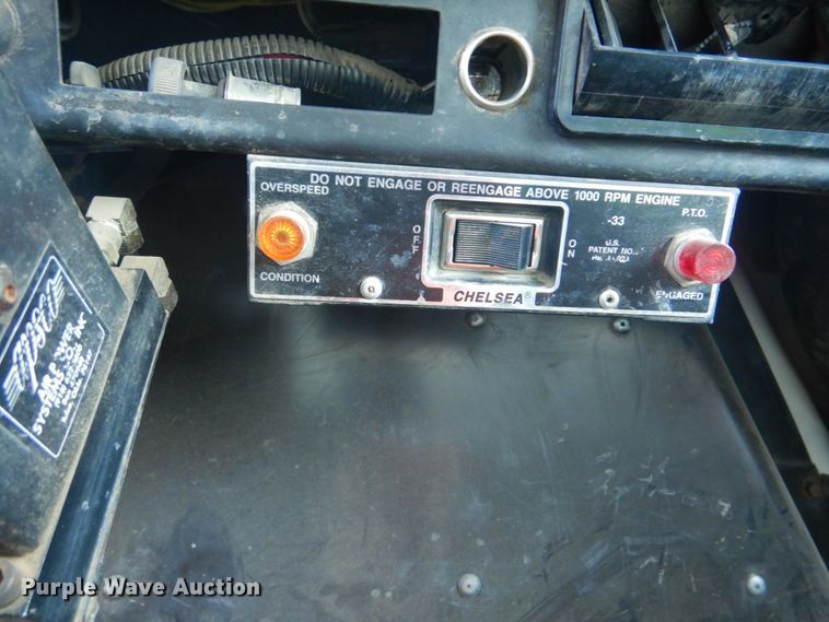 image for item FF9193 2001 International 2554 dump truck