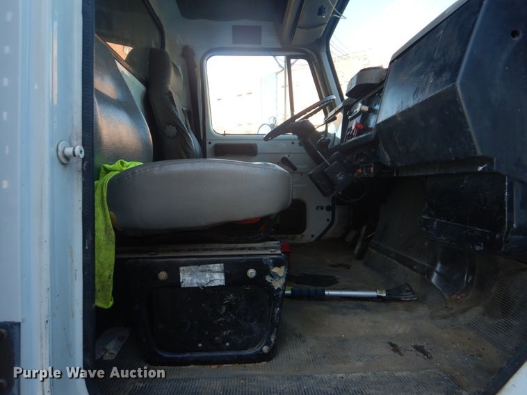 image for item FF9193 2001 International 2554 dump truck