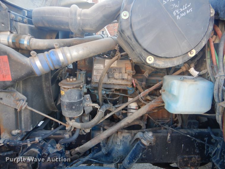 image for item FF9193 2001 International 2554 dump truck