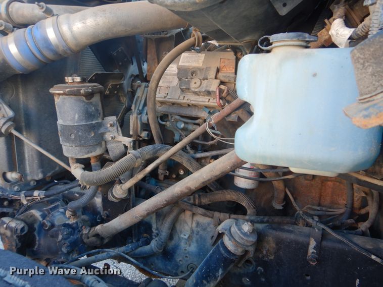 image for item FF9193 2001 International 2554 dump truck