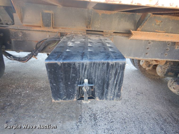 image for item FF9193 2001 International 2554 dump truck