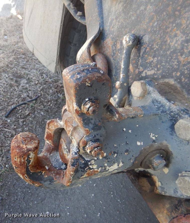 image for item FF9193 2001 International 2554 dump truck