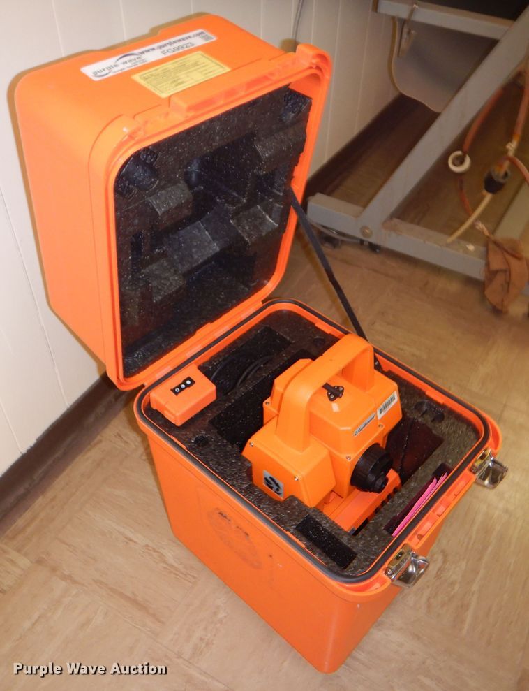 image for item FG9923 GDM 608S Geodimeter system