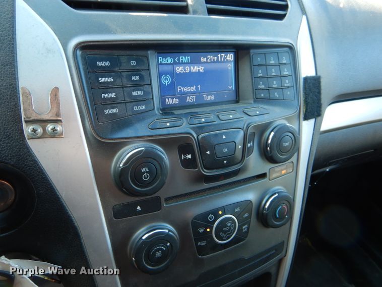 image for item FG9925 2013 Ford Explorer Police SUV