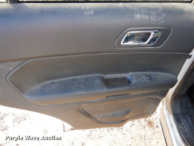 image for item FG9925 2013 Ford Explorer Police SUV