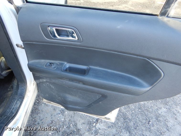 image for item FG9925 2013 Ford Explorer Police SUV