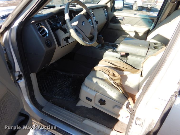 image for item FG9926 2010 Ford Expedition SUV