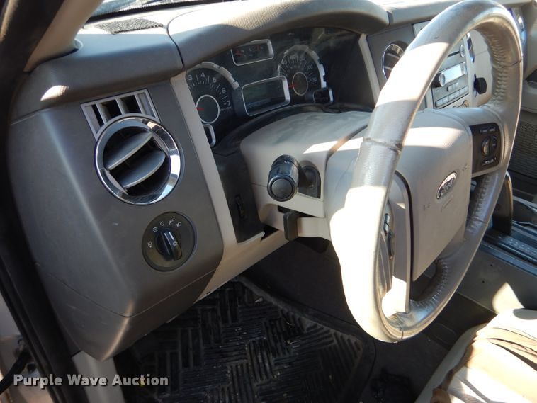 image for item FG9926 2010 Ford Expedition SUV