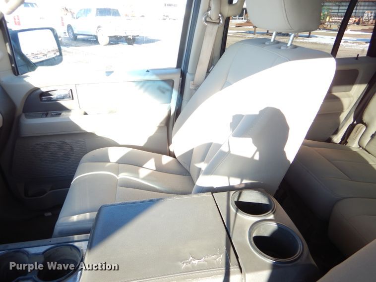 image for item FG9926 2010 Ford Expedition SUV