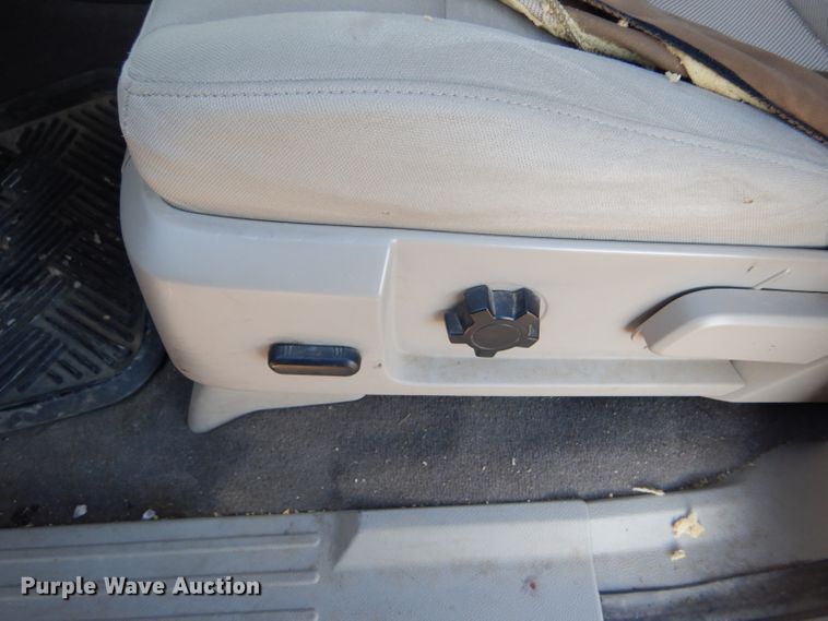 image for item FG9926 2010 Ford Expedition SUV