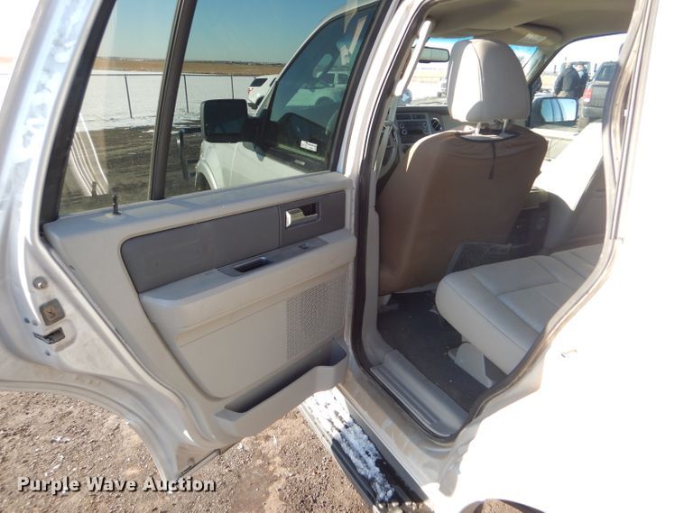 image for item FG9926 2010 Ford Expedition SUV