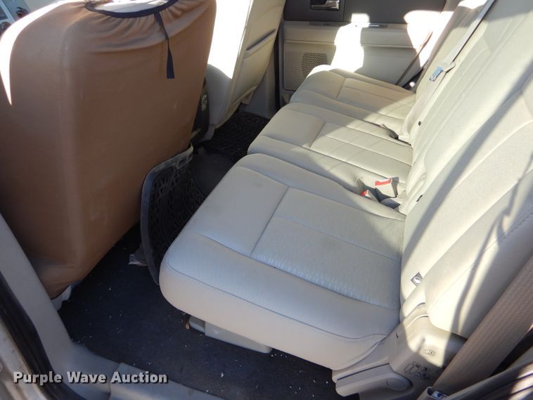 image for item FG9926 2010 Ford Expedition SUV