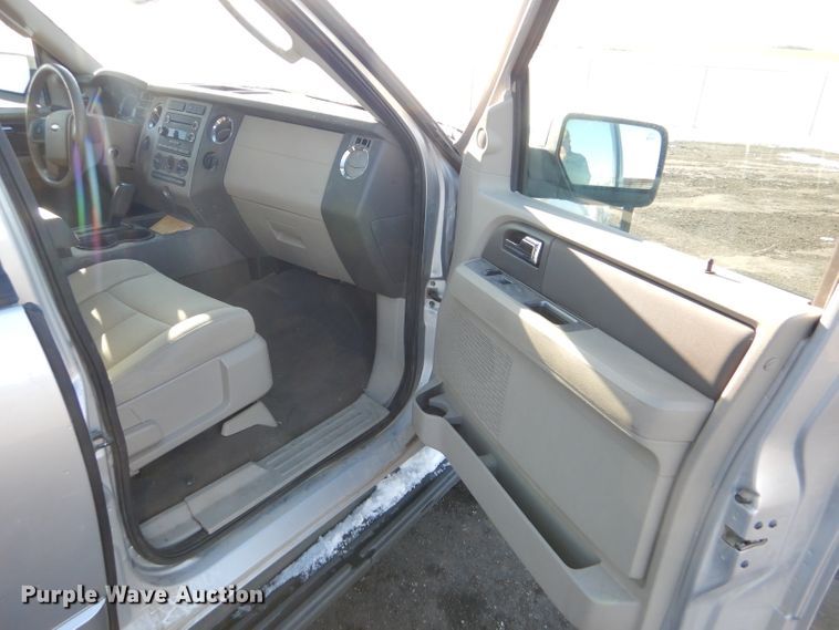 image for item FG9926 2010 Ford Expedition SUV