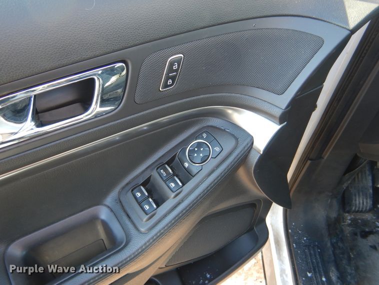 image for item FG9927 2013 Ford Explorer Police SUV