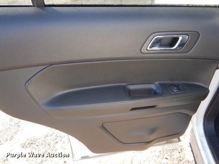 image for item FG9927 2013 Ford Explorer Police SUV