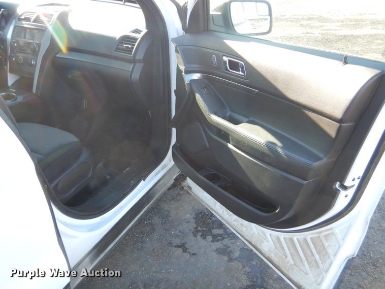 image for item FG9927 2013 Ford Explorer Police SUV