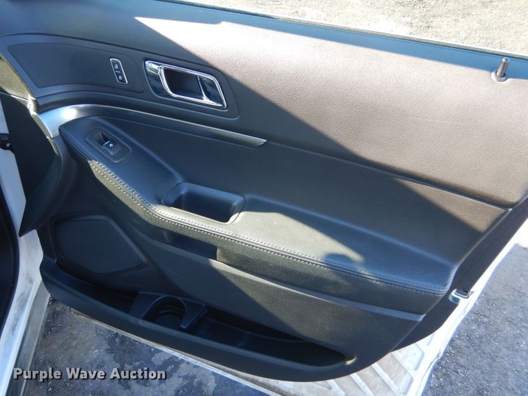 image for item FG9927 2013 Ford Explorer Police SUV