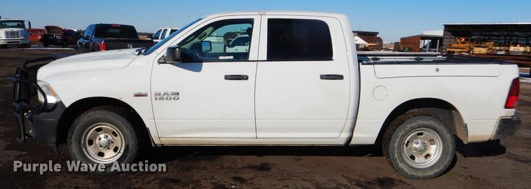 image for item FG9928 2015 Dodge Ram 1500 Crew Cab pickup truck