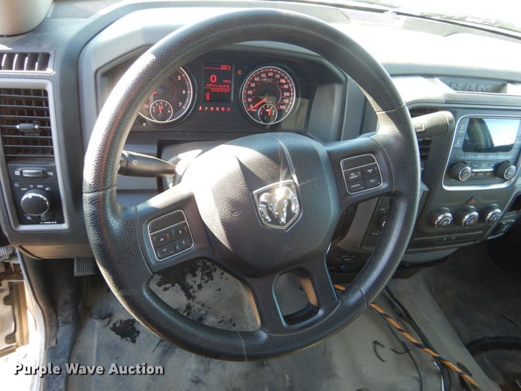 image for item FG9928 2015 Dodge Ram 1500 Crew Cab pickup truck