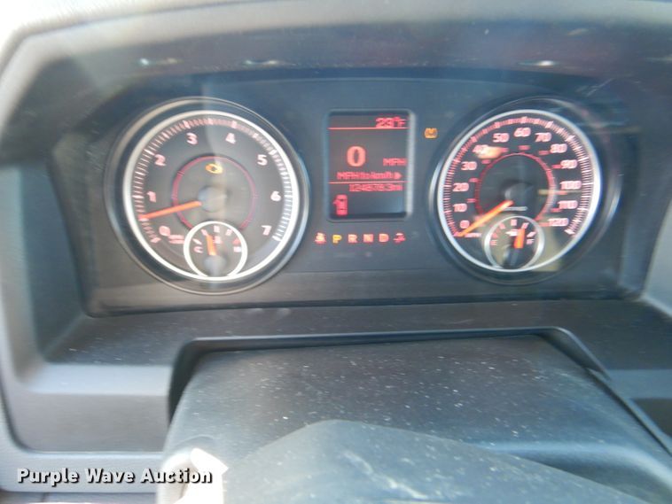 image for item FG9928 2015 Dodge Ram 1500 Crew Cab pickup truck