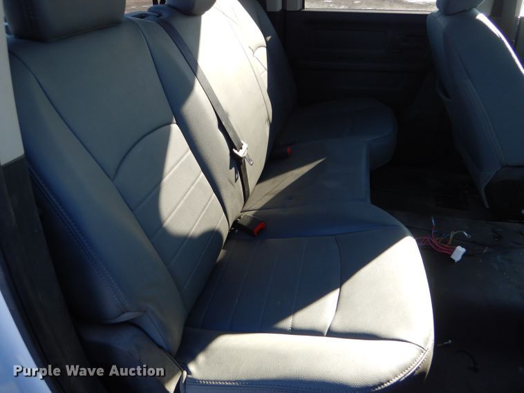 image for item FG9928 2015 Dodge Ram 1500 Crew Cab pickup truck